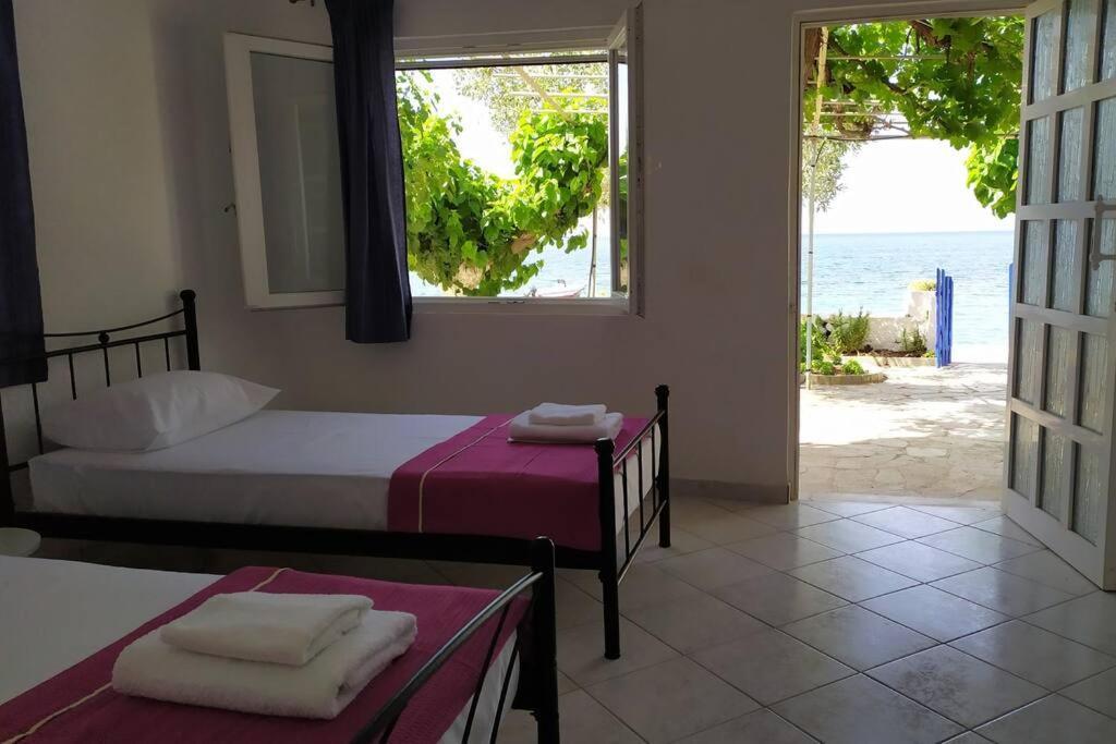Το Σπίτι Της Μαργαρίτας Στην Παραλία Villa Nea Styra Bagian luar foto