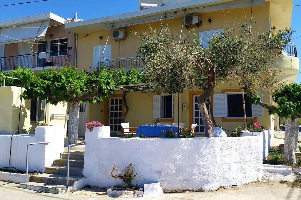 Το Σπίτι Της Μαργαρίτας Στην Παραλία Villa Nea Styra Bagian luar foto