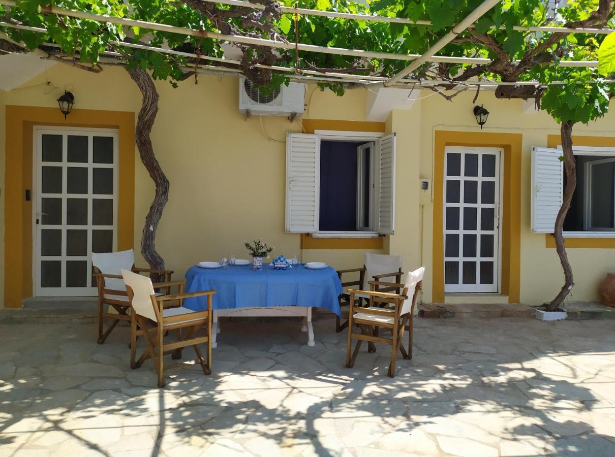 Το Σπίτι Της Μαργαρίτας Στην Παραλία Villa Nea Styra Bagian luar foto